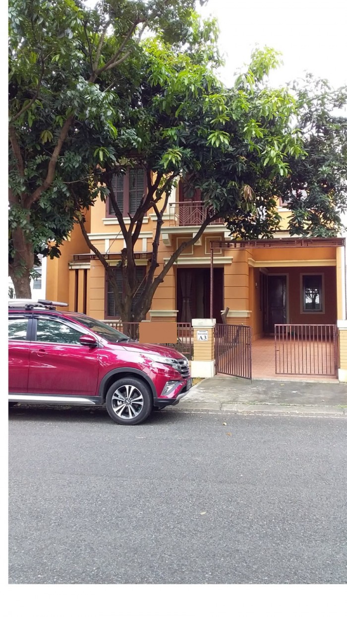 Rumah Dijual di Jl. Boulevard Bahama Deltamas Cikarang